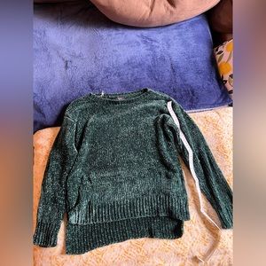 Green soft sweater